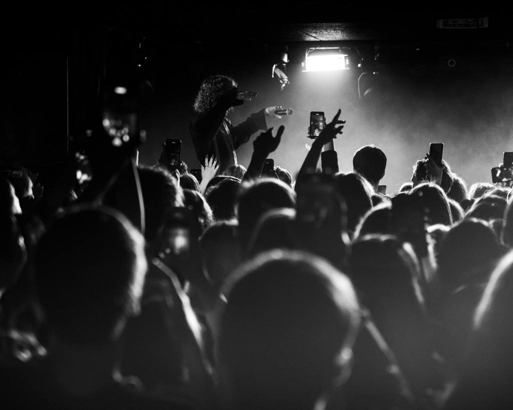 Hoe lees je als DJ een publiek tijdens trouw- en bedrijfsfeesten? 5&nbsp;tips